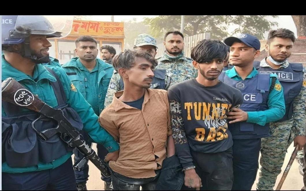শৈশবের হাতে অপরাধের ছুরি : কোন পথে বাংলাদেশের কিশোরেরা “